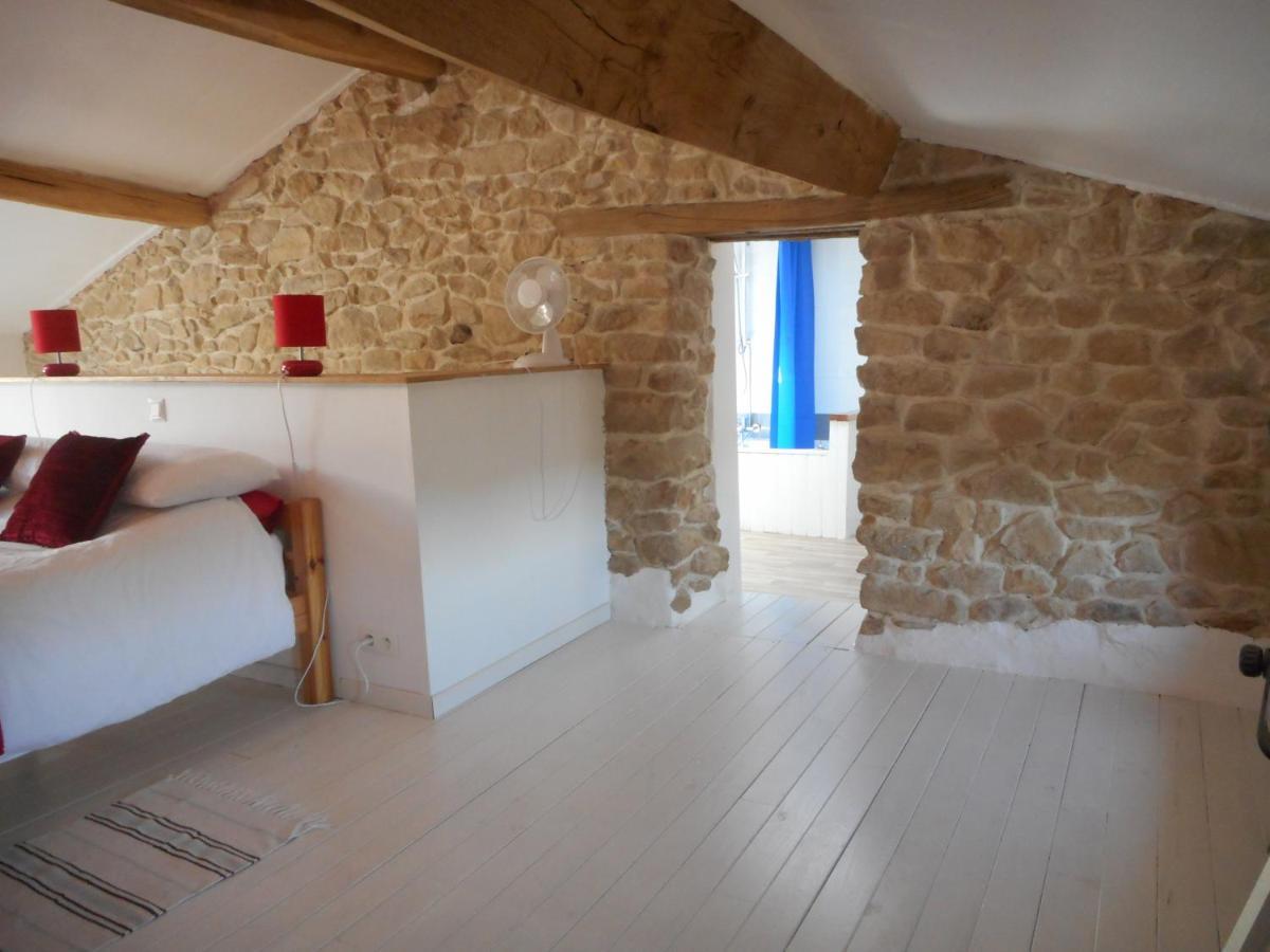 Bed and Breakfast 38 Friaudour Saint-Pardoux-lʼOrtigier Exterior foto