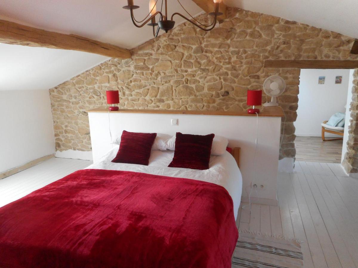 Bed and Breakfast 38 Friaudour Saint-Pardoux-lʼOrtigier Exterior foto