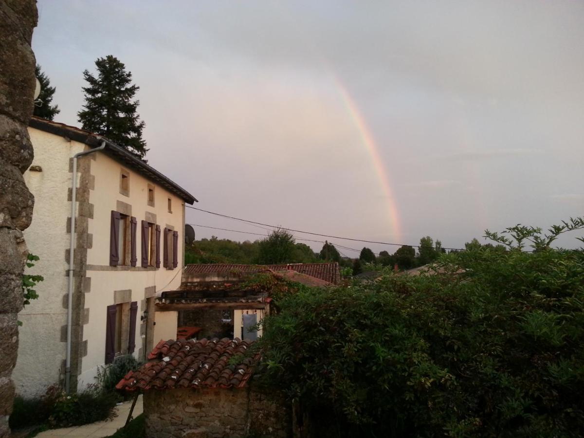 Bed and Breakfast 38 Friaudour Saint-Pardoux-lʼOrtigier Exterior foto