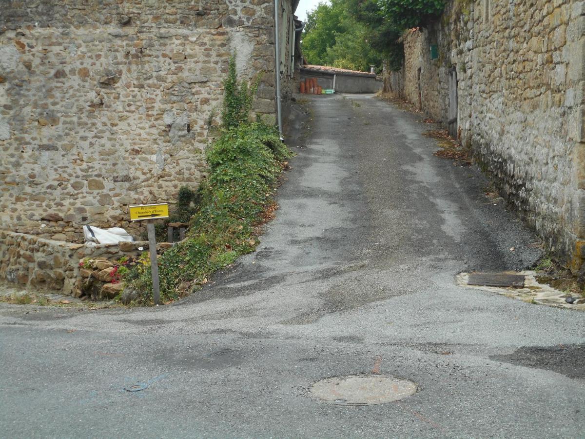 Bed and Breakfast 38 Friaudour Saint-Pardoux-lʼOrtigier Exterior foto