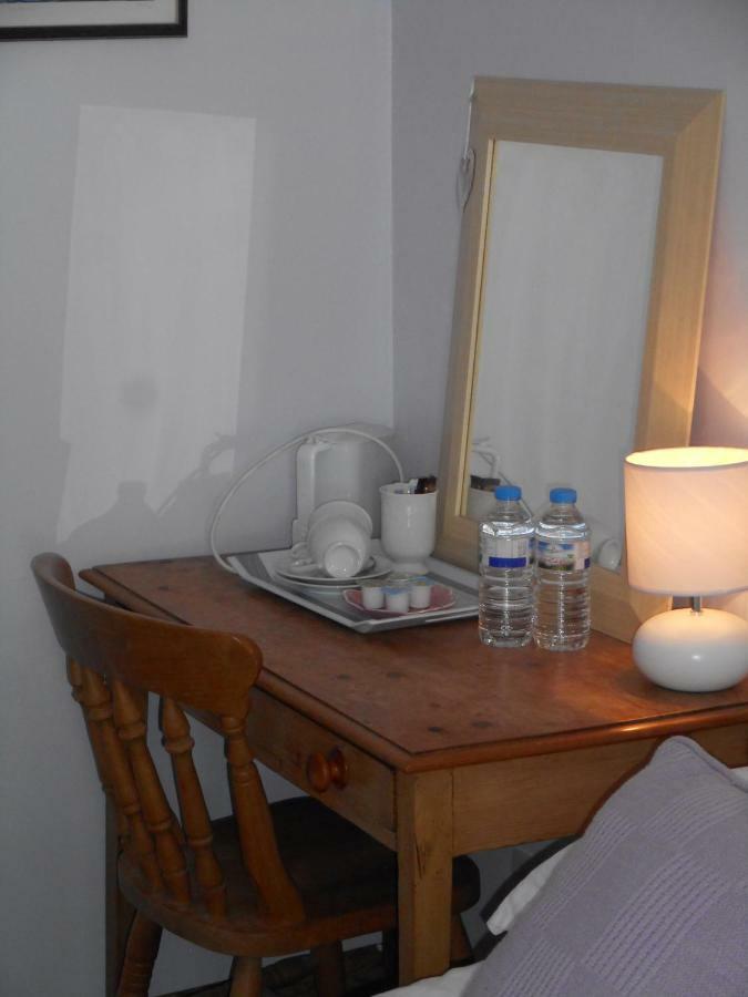 Bed and Breakfast 38 Friaudour Saint-Pardoux-lʼOrtigier Exterior foto